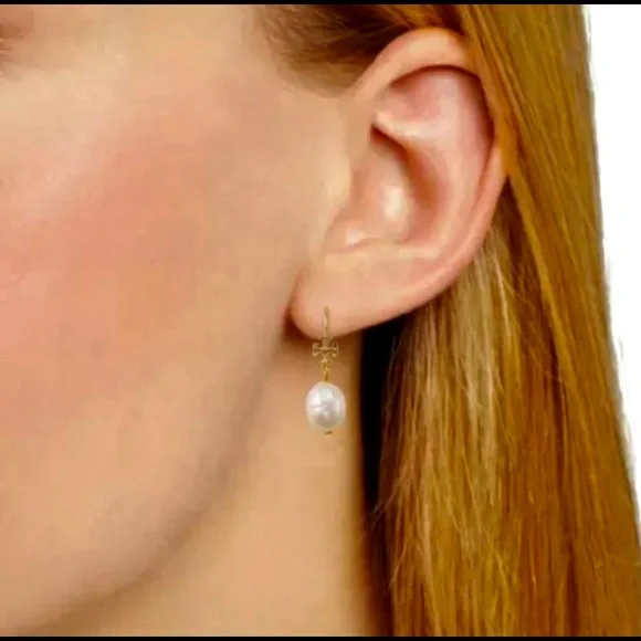 TORY BURCH •Freshwater Cultured Pearl Drop Logo - Picture 2 of 6